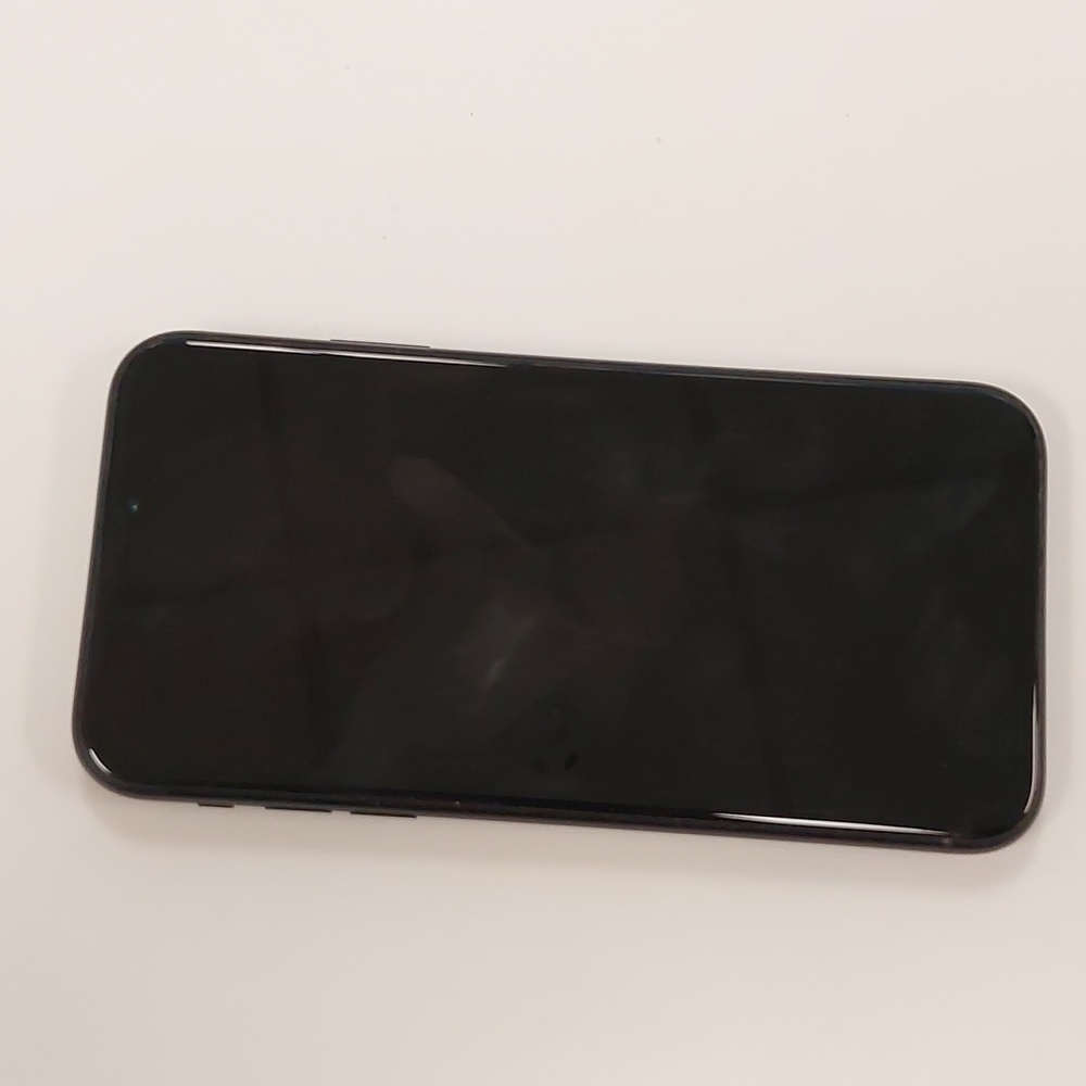 iPhone XR Unlocked